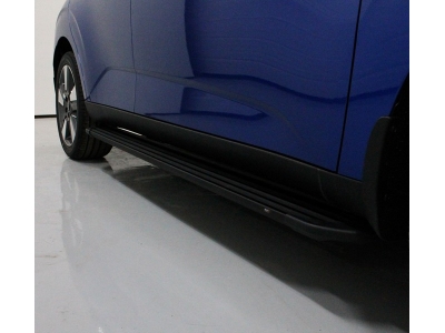 Пороги алюминиевые Slim Line Black ТСС для Kia Soul 2019-2021