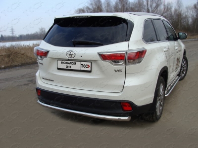 Защита заднего бампера 60 мм ТСС для Toyota Highlander 2014-2016